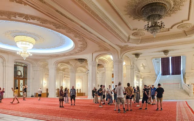 1-Hour Palace of Parliament Skip-the-Line Guided Tour