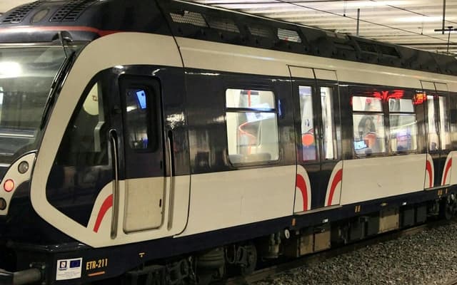 Sorrento: Train Transfer from/to Pompeii