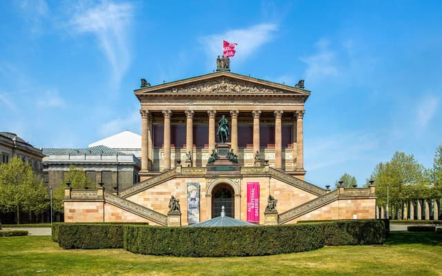 Berlin WelcomeCard: Unlimited Public Transport & Discounts