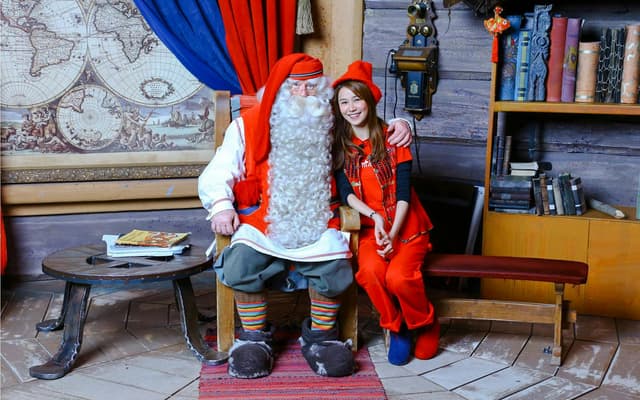 From Rovaniemi: Meet Santa Claus, Reindeer Sleigh Ride & Huskies