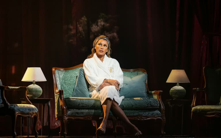 Vanessa Williams as Miranda Priestly in The Devil Wears Prada at the Dominion Theatre