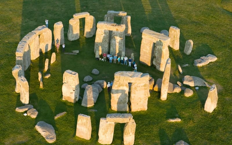 Stonehenge & Bath Tours from London