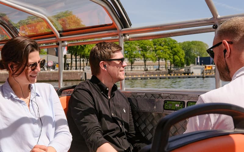 Boat departs from Lovers Canal Cruises