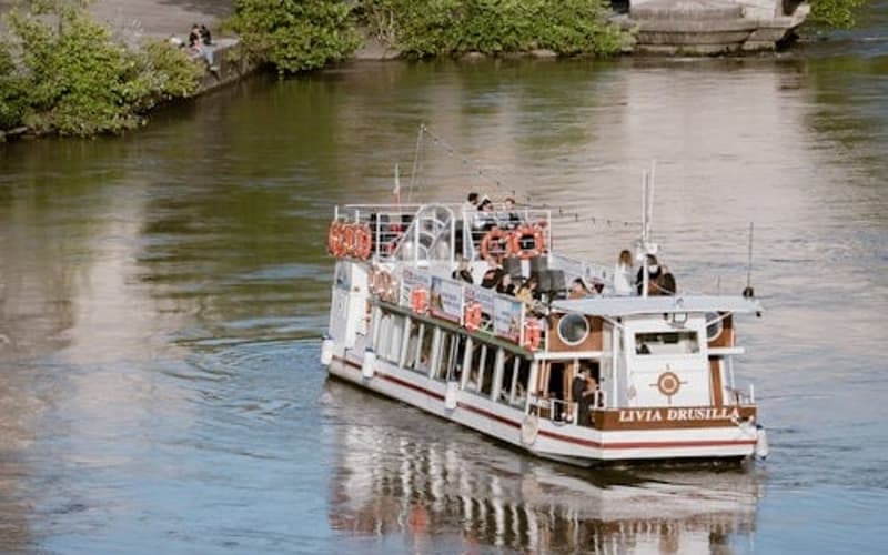 Rome Tiber Cruises
