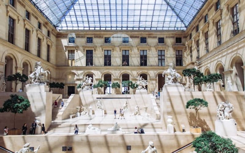 Louvre Museum