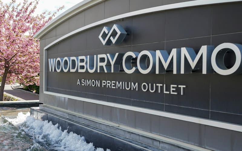 Round trips from New York to Woodbury Common Premium Outlets