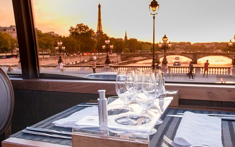 Paris Hop-on Hop-off Tours