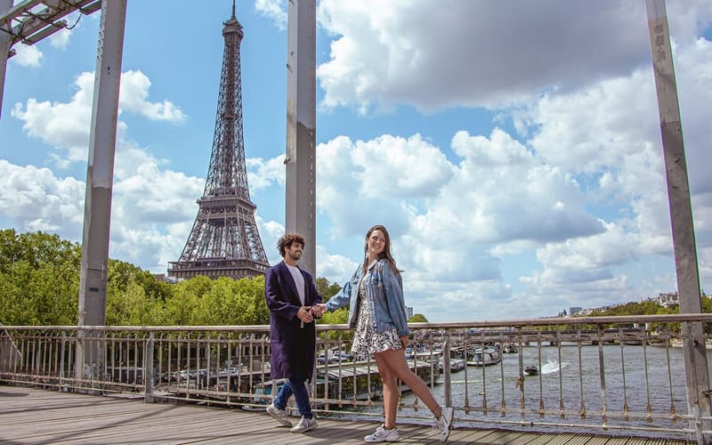 Carousel of the Eiffel Tower