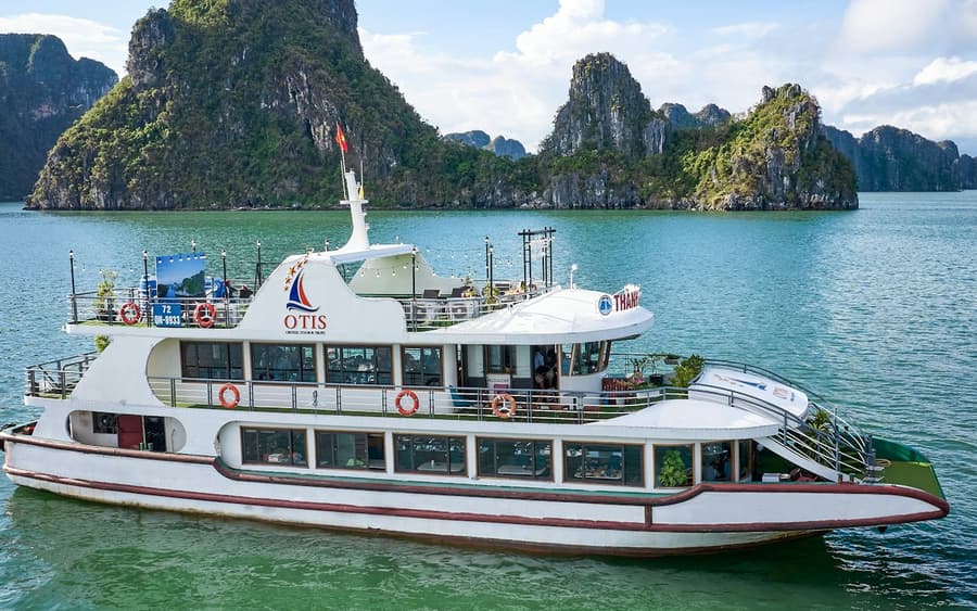 Ha Long Bay: Boat Cruise + Sung Sot & Ti Top + Lunch + Optional Transfers