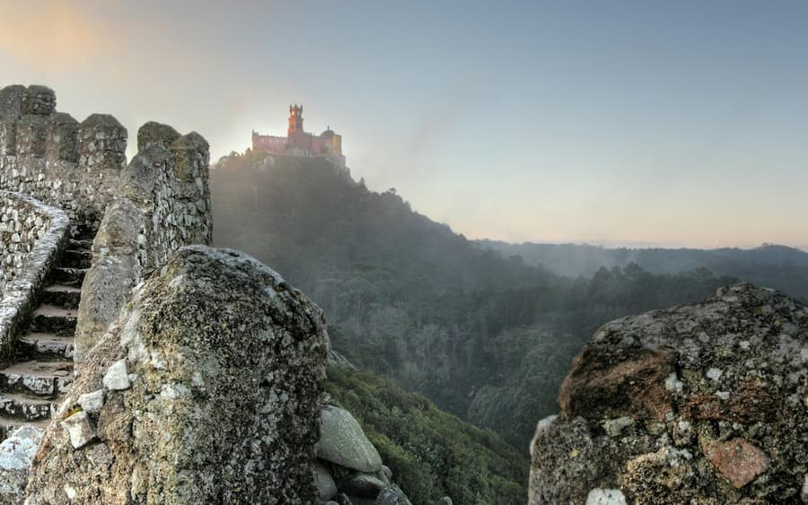 Castelo dos Mouros Sintra: Entry Ticket + Optional Audio Guide