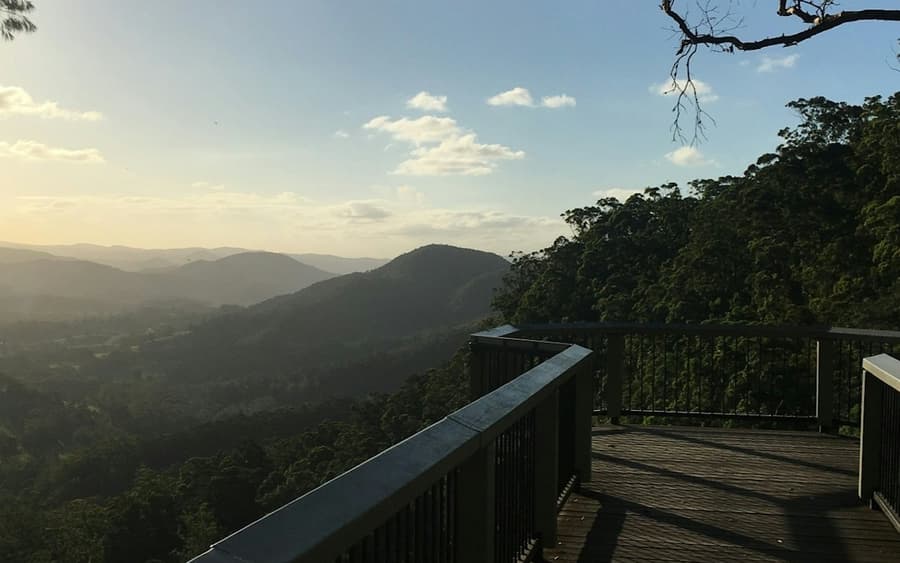 Sunshine Coast Hinterland Day Tour: Scenic, Food, Cheese and Wine Tour
