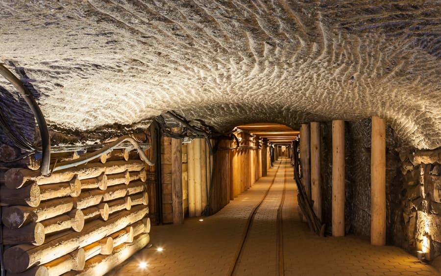Wieliczka Salt Mine: Guided Tour from Krakow