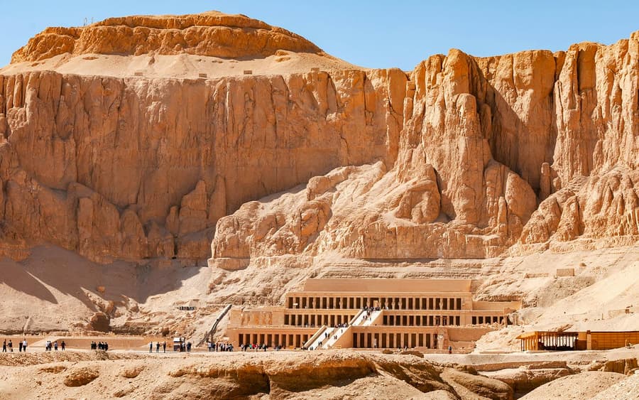 From Cairo: Private All-Inclusive Tour of Luxor by Plane