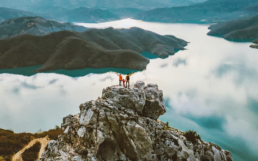 Van Durres/Golem: Wandelen bij Bovilla Lake & Gamti Mountain & Kruja Old Town Tour met Minibus