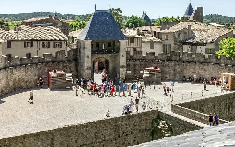From Toulouse: Transport to Carcassonne with Audioguide