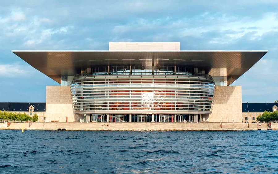 Copenhagen Small Group Canal Cruise on Electric Boats