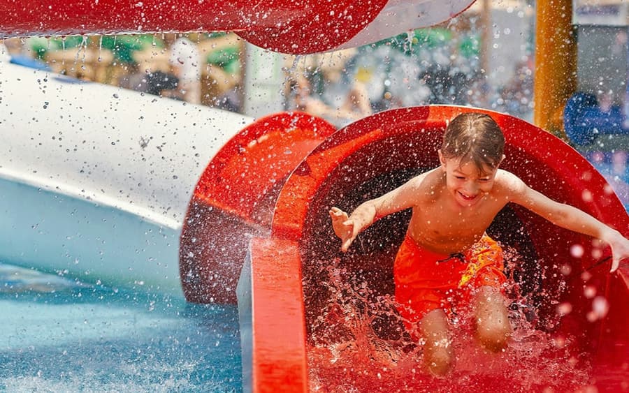 KUZÁ Beach & Adventure Park: Deluxe Pass + Waterpark Entry