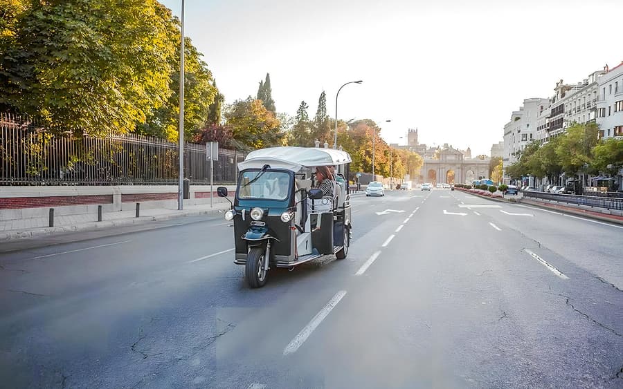 3-hour Expert Madrid Tuk-Tuk Tour