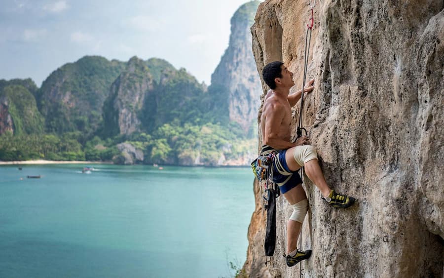 Krabi: Rock Climbing Course at Railay Beach with Hotel Transfers