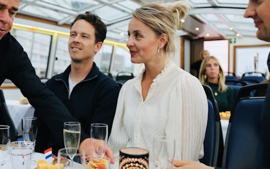 Haarlem: Kaas- en Wijnproeverij op het Water – Avondcruise