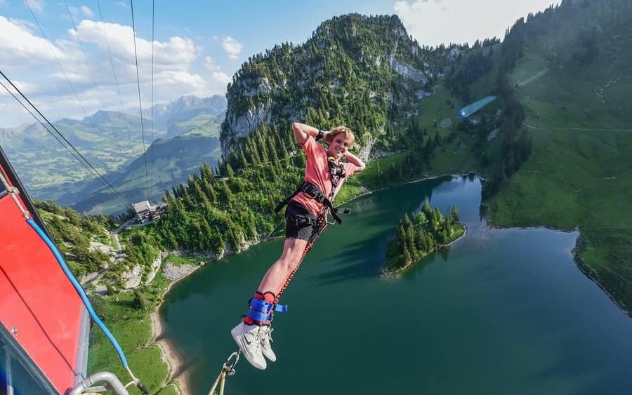 Bungy Jump Stockhorn with Gondola Ticket