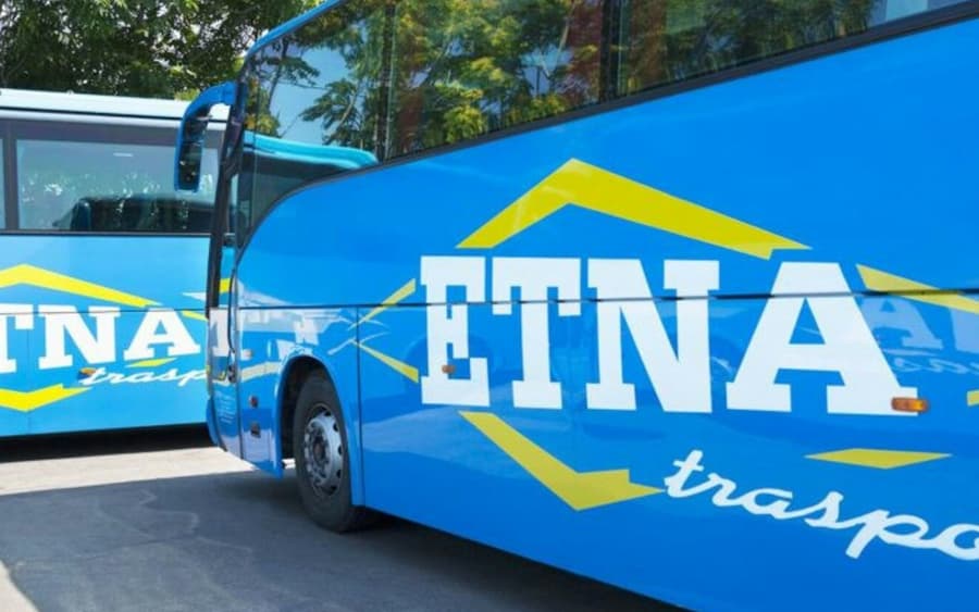 Taormina: Bus Transfer from Catania Fontanarossa Airport to Taormina Bus Station