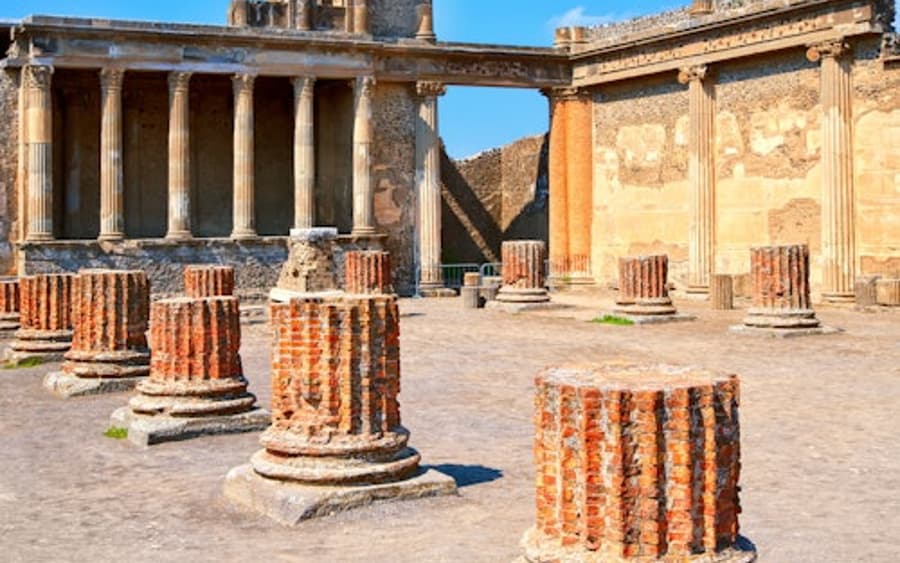 Pompeii: Skip The Line Ticket + Guided Tour