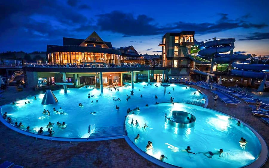 From Kraków: Full-Day Trip to Zakopane with Chochołów Thermal Spa, Cable Car & Transfers