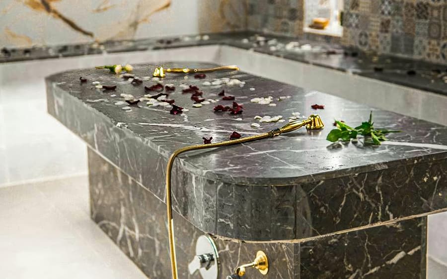 Marrakesh: Traditional Moroccan Hammam and Massage