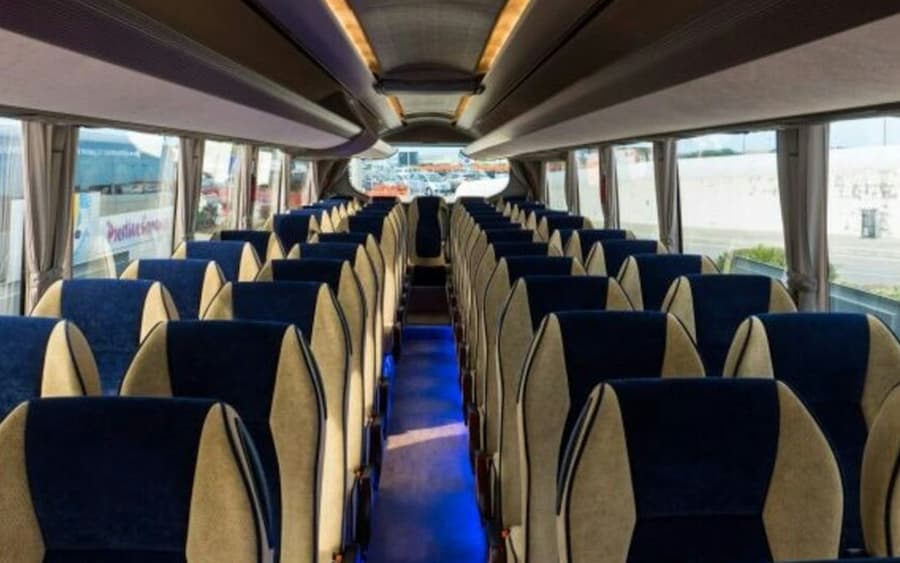 Catania Fontanarossa Airport: Interbus Bus Transfer from Syracuse to Airport