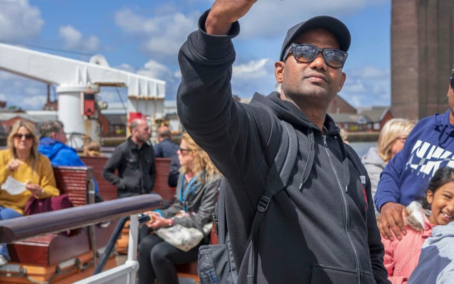 Liverpool River Cruise & Sightseeing Bus Tour