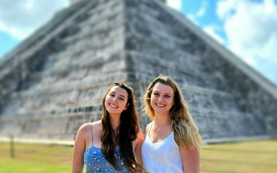 Chichén Itzá: Guided Tour from Cancún + Early Access + Optional Hotel Transfers