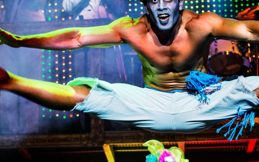 V Theater Las Vegas: Zombie Burlesque