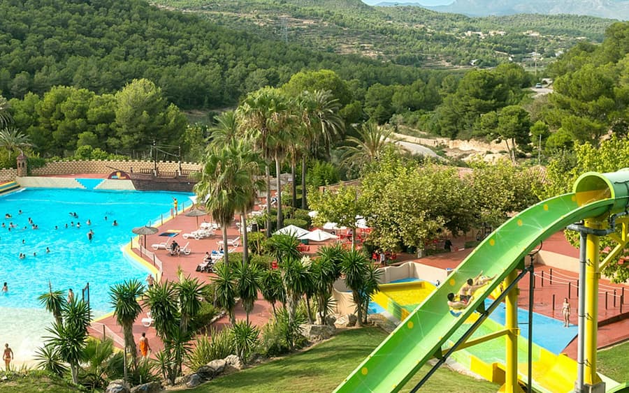 Aqualeon Water Park: Entry Ticket