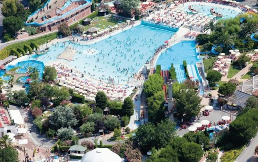 Aquatic Park Le Caravelle: Fast Track Ticket