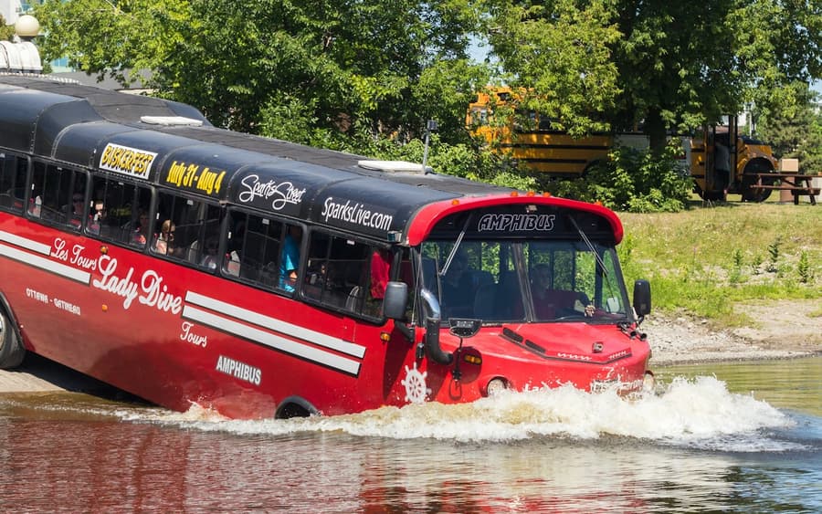 Ottawa City Tour: Amphibus