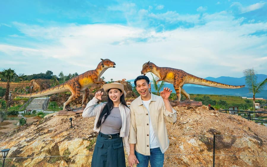 Dino Desert Ticket