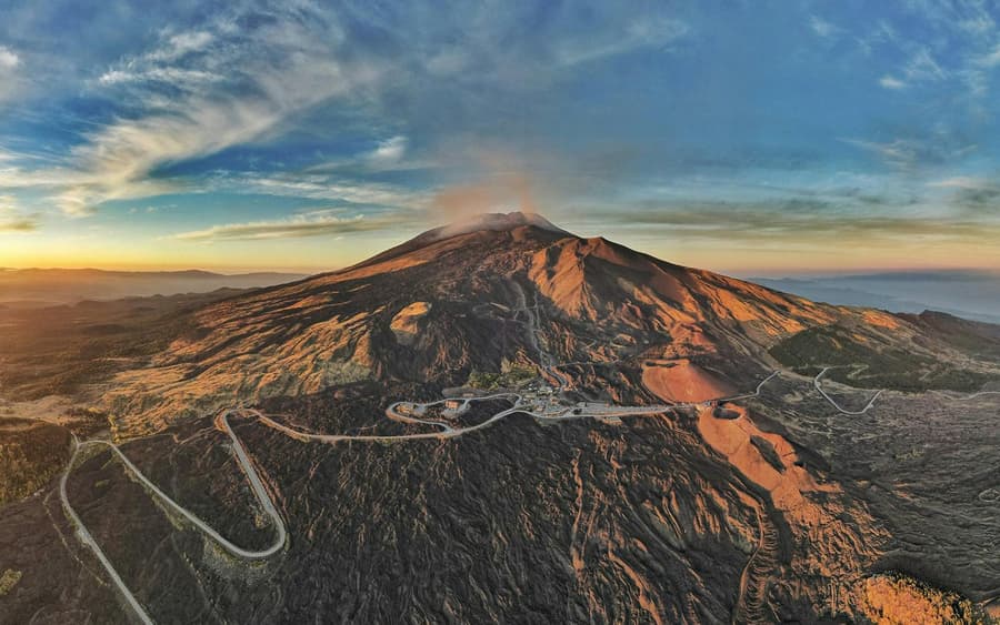 From Catania: Mount Etna Morning Excursion with Round-Trip Transfers