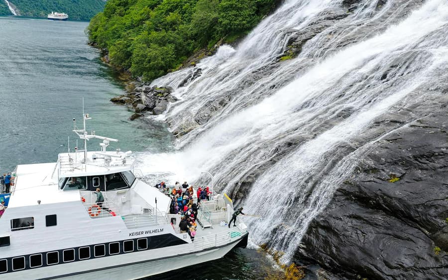 From Geiranger: Geiranger Fjord Boat Tour With a Stop in Hellesylt Village