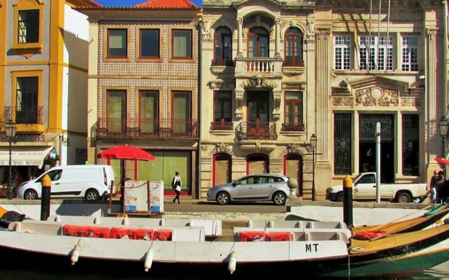 Aveiro: Half Day Tour from Porto with Boat Ride
