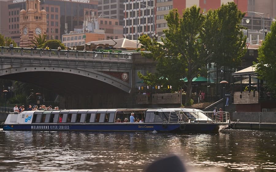 Melbourne: City Highlights Cruise