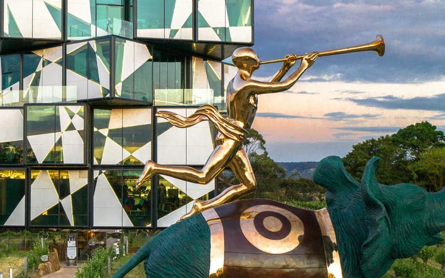 d'Arenberg Cube: Guided Tour + Wine Tasting + Salvador Dali Exhibiton Entry