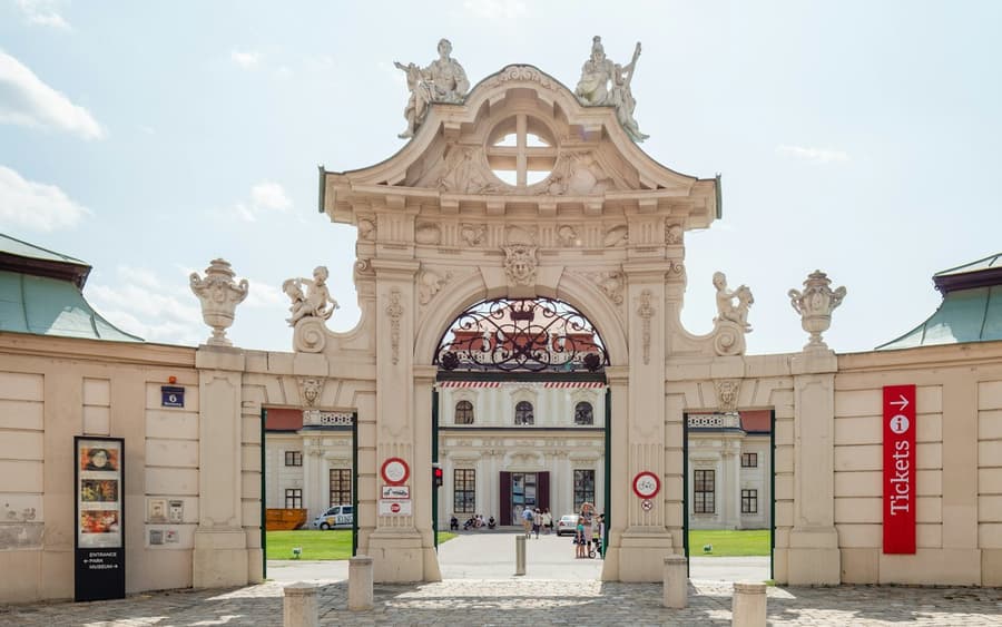 Finding Klimt – Klimt’s Most Iconic Paintings in Vienna