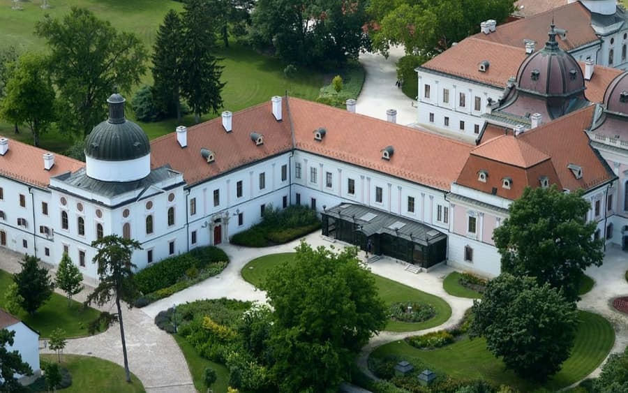 Budapest: Demi-journée au Palais Royal de Gödöllő, Résidence de ‘Sisi’