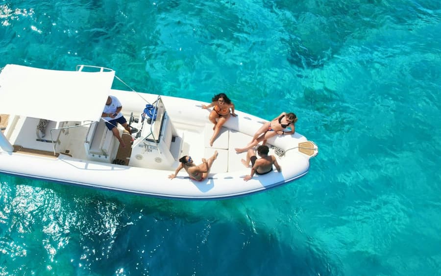 Favignana & Levanzo: RIB Boat Tour from Trapani + Lunch & Aperitif