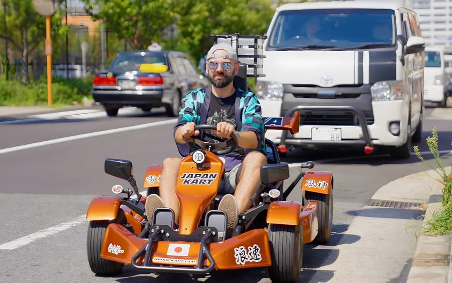 Osaka: Castle, HARUKAS 300 & Namba 90-Min Go-Karting Experience by JAPANKART