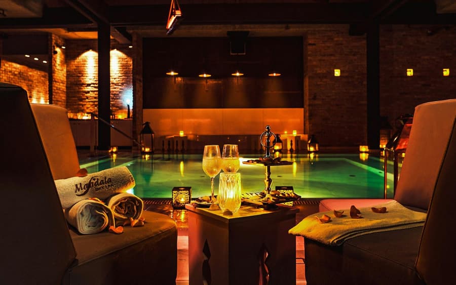 Budapest: Mandala Day Spa Entry & Luxury Pool Experience