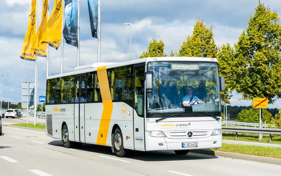 Lufthansa Express Bus One-Way Tickets: Munich Airport to/from Munich City