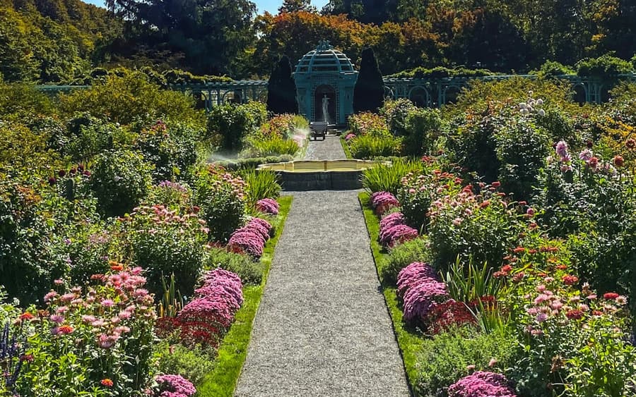 Old Westbury House and Gardens