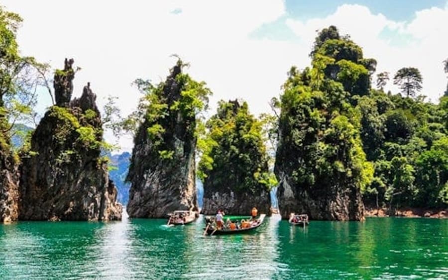 Krabi'den Günübirlik Khao Sok Cheow Lan Gölü Rehberli Turu + Öğle Yemeği